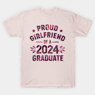 Proud girlfriend of a 2024 graduate T-Shirt